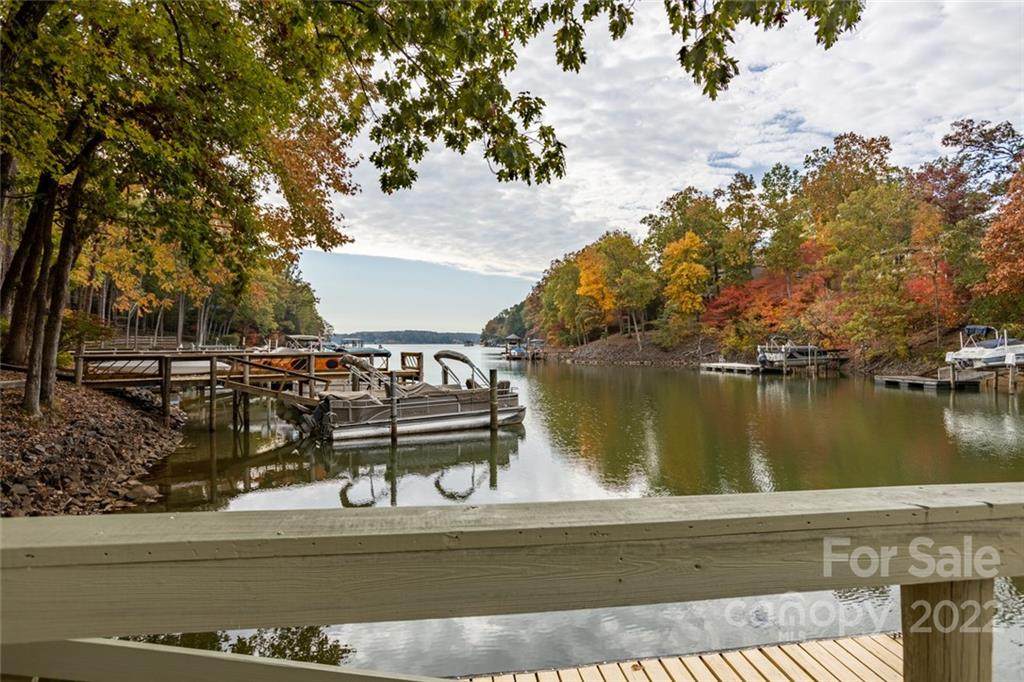 11 Weatherly Way - Photo 1