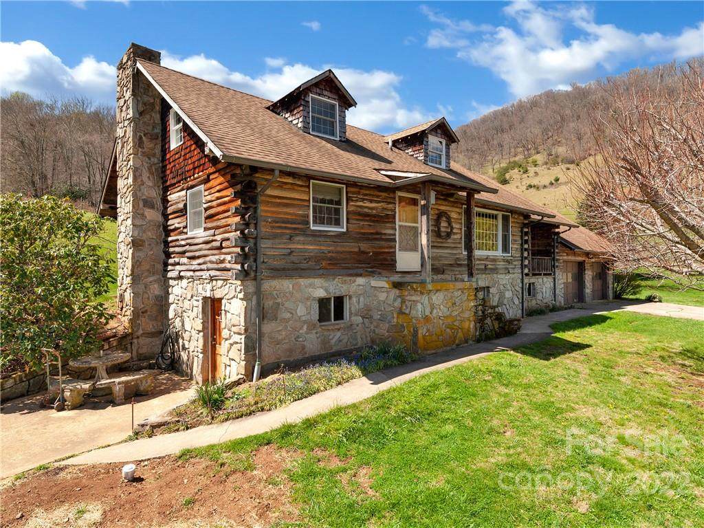 505 Smokey Cove Road - Photo 1
