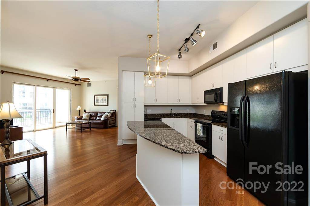 4625 Piedmont Row Drive - Photo 1