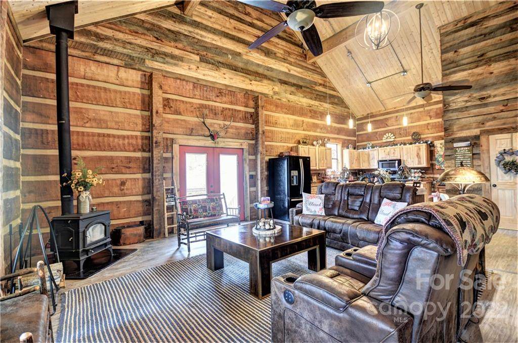 120 Spotted Fawn Lane - Photo 1