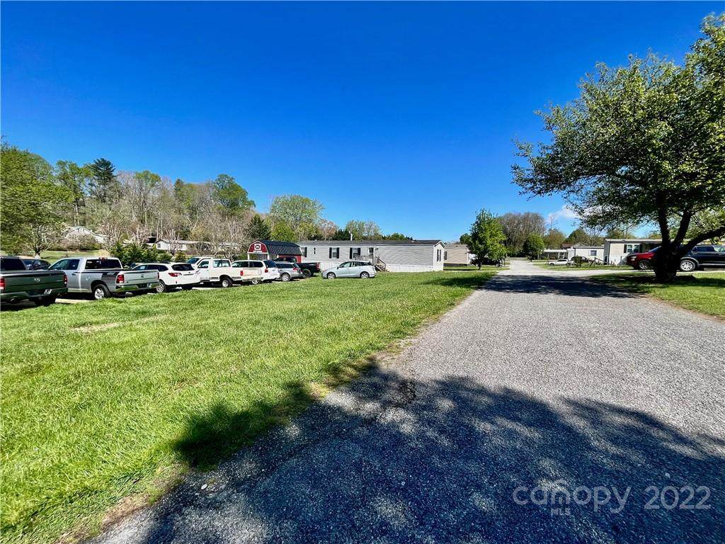 17 Izzy Drive - Photo 1
