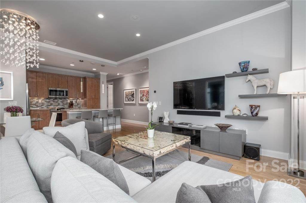 230 Tryon Street - Photo 1