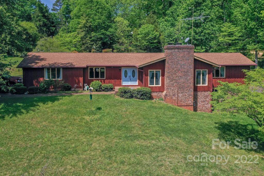 304 Honeysuckle Drive - Photo 1