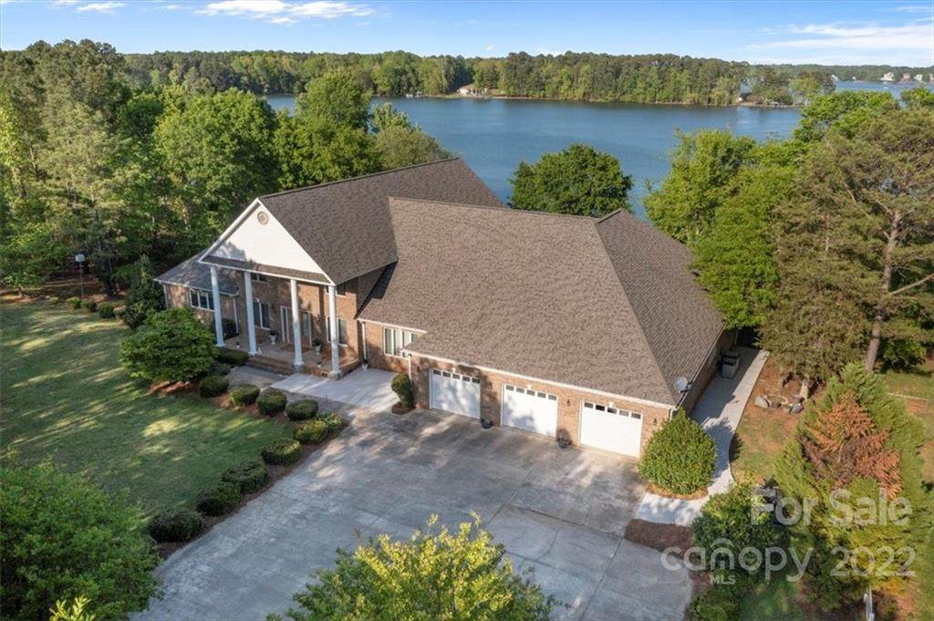 2159 Mingus Lane - Photo 1