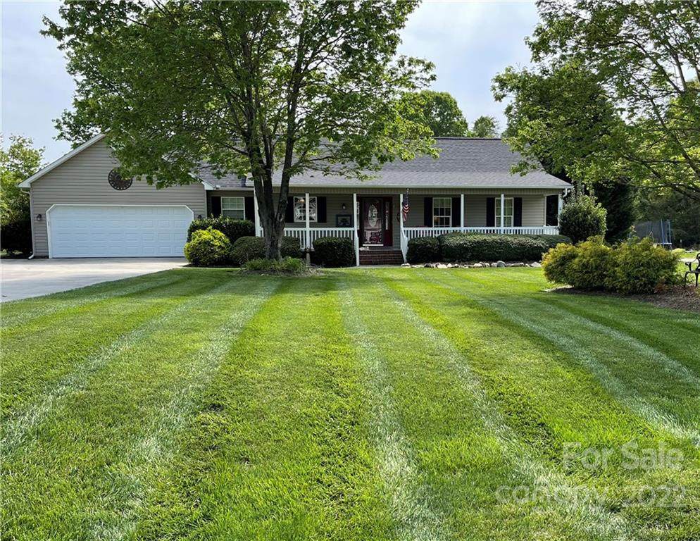 1145 Forest Oaks Drive - Photo 1