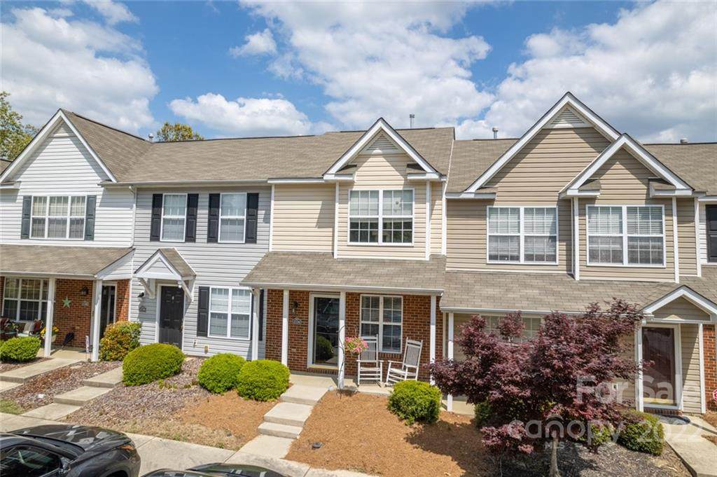 1534 Maypine Commons Way - Photo 1