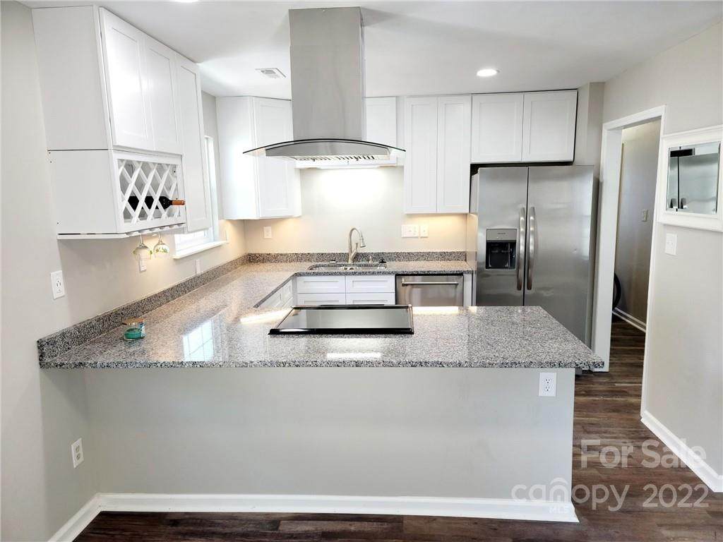 8513 Castle Pine Court - Photo 1