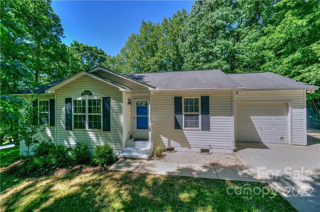 246 Valleyview Road - Photo 1