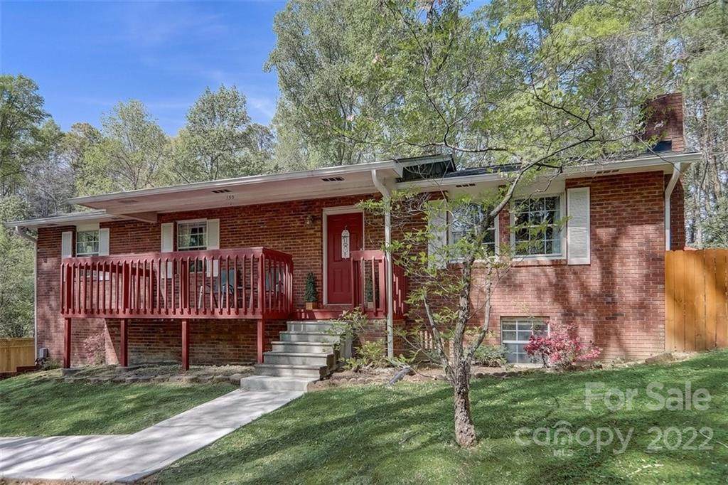 153 Wendy Lane - Photo 1