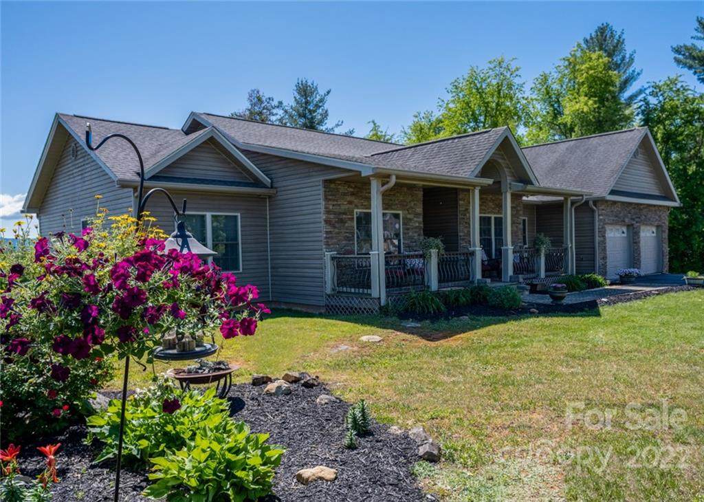 435 Ridgeview Road - Photo 1