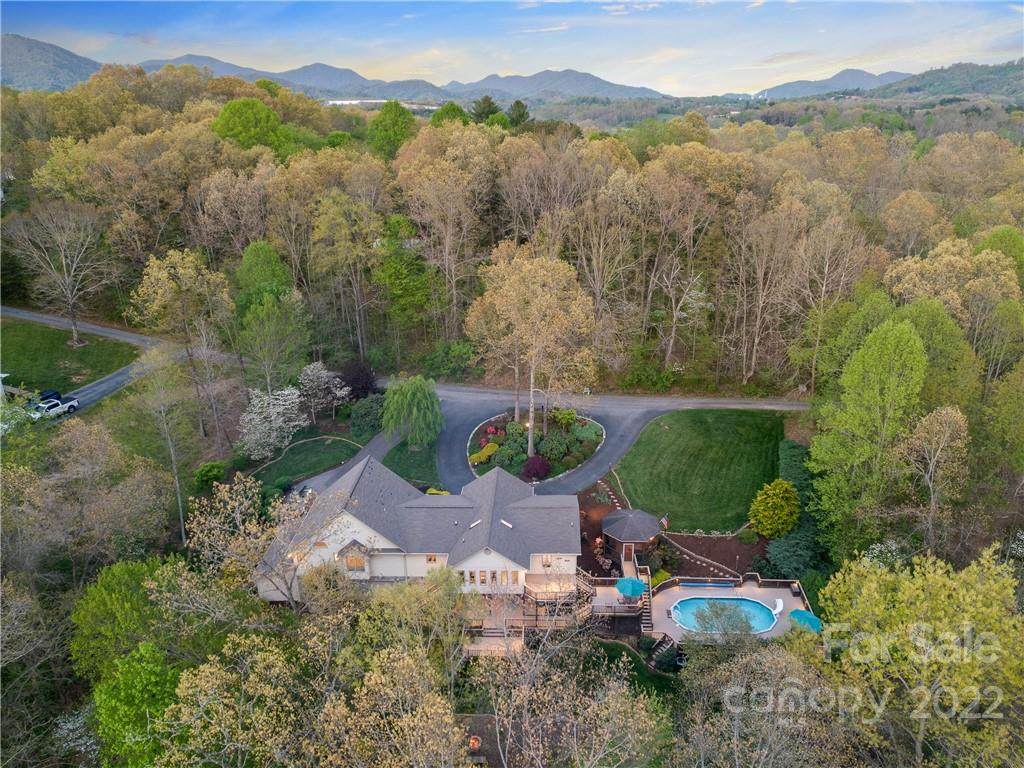455 Breakwood Drive - Photo 1