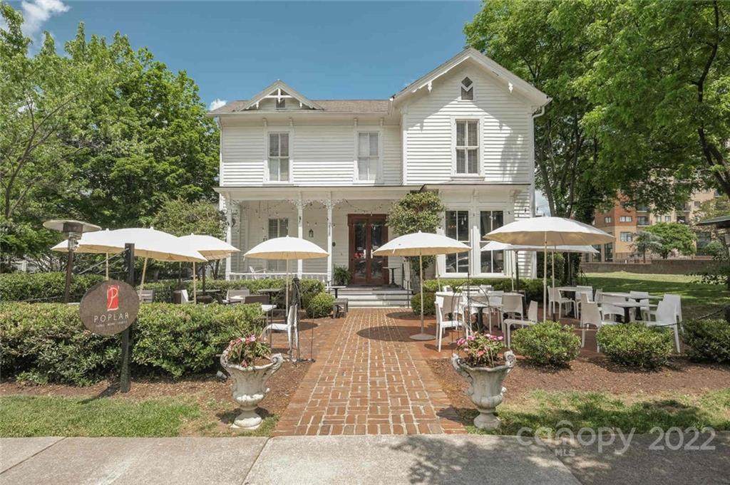 224 10th Street - Photo 1
