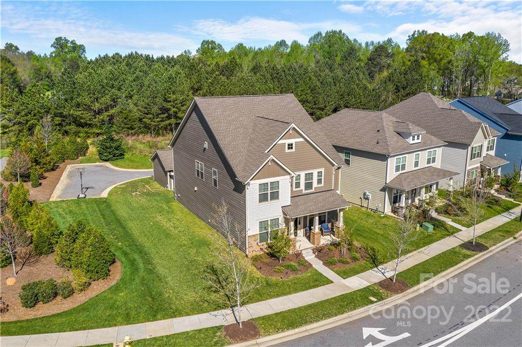 15415 Davidson East Drive - Photo 1