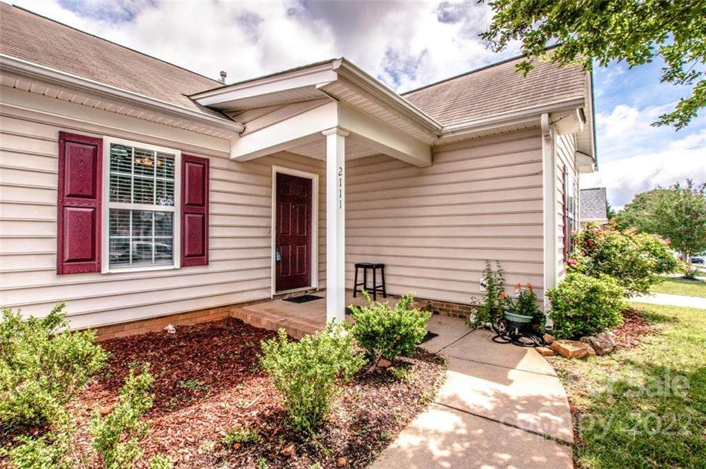 2111 Wexford Way - Photo 1