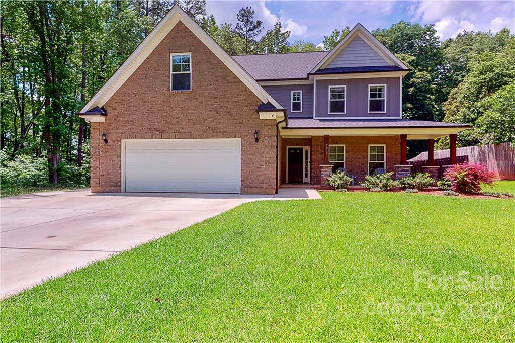 7012 Pinewood Forest Drive - Photo 1