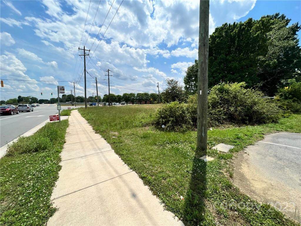 2100 Kannapolis Highway - Photo 1