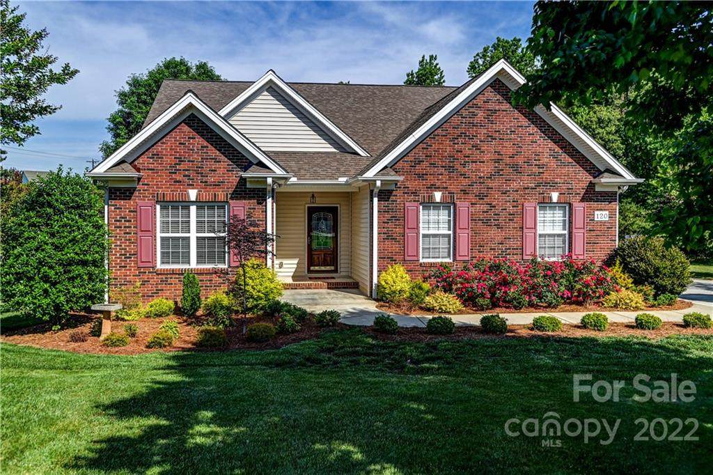 120 Vista View Place - Photo 1