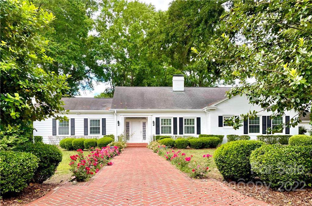 1205 Fairfield Drive - Photo 1