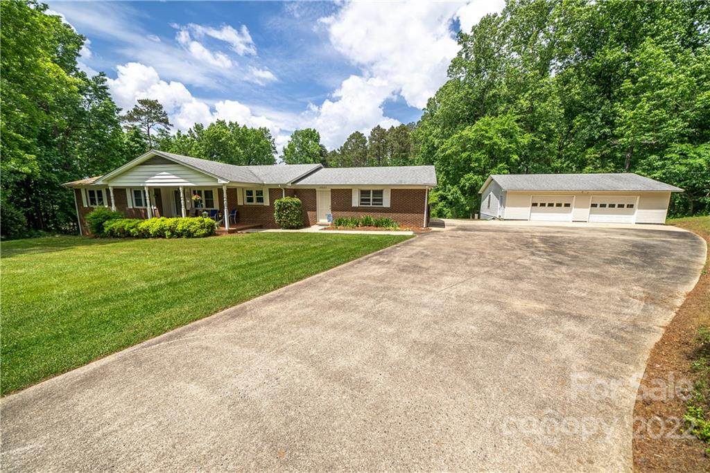 29227 Nelson Mountain Road - Photo 1