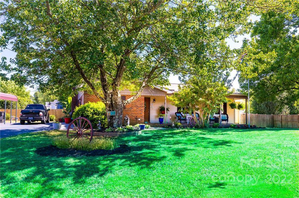 2959 Winston Drive - Photo 1