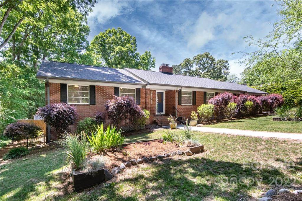 1612 Oline Place - Photo 1