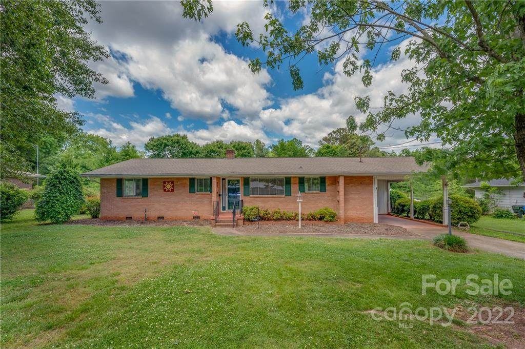 136 Crestview Street - Photo 1