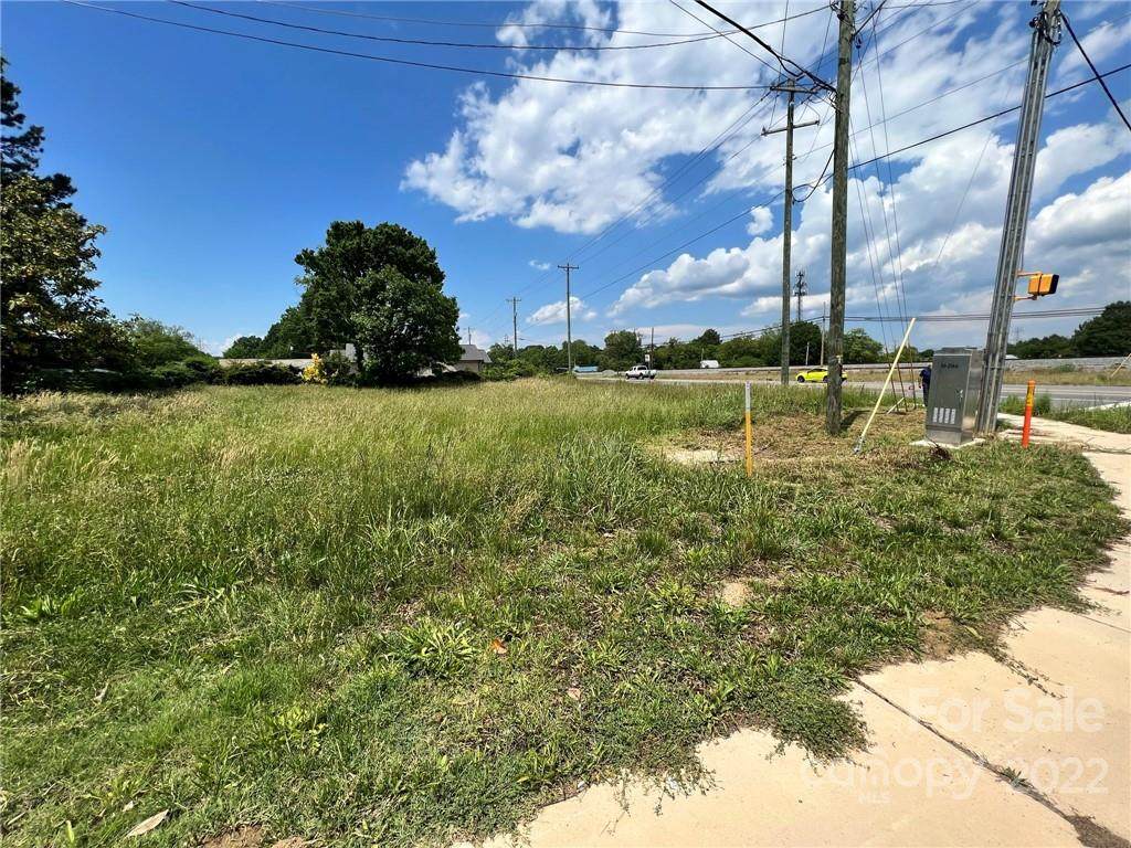 2100 Kannapolis Highway - Photo 1