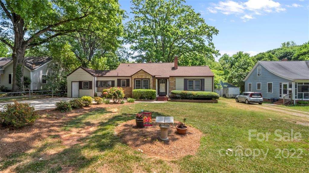 1314 Rollins Avenue - Photo 1