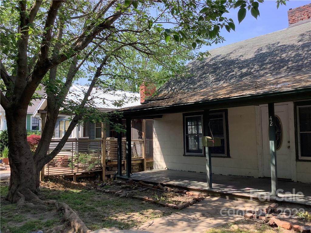 42 Forsythe Street - Photo 1