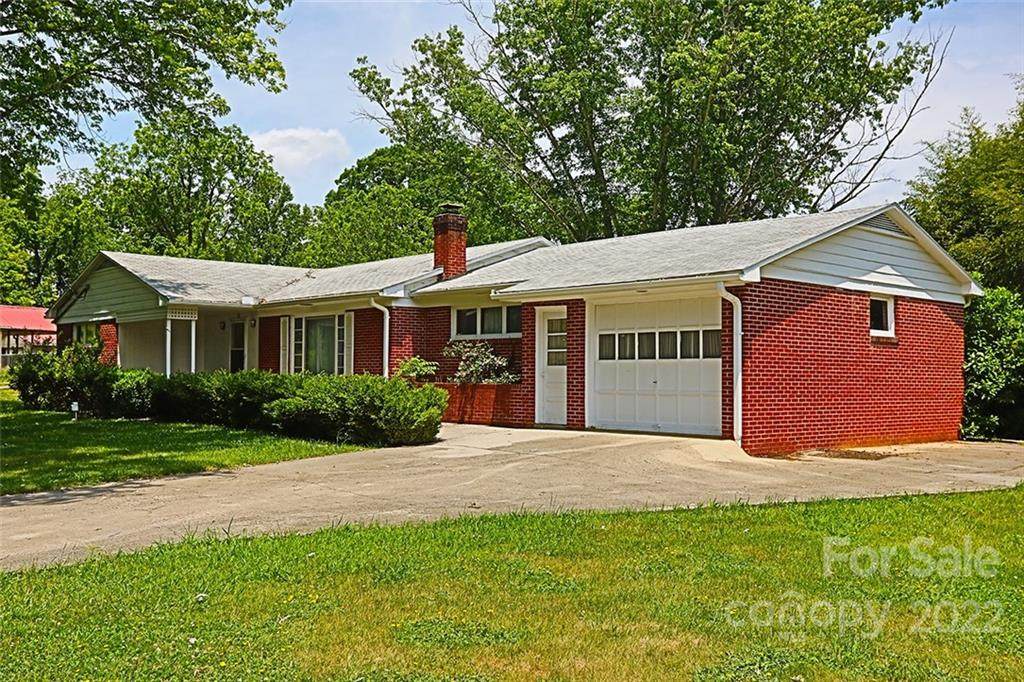 2071 Dutch Cove Road - Photo 1
