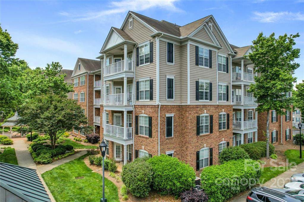 3112 Margellina Drive - Photo 1