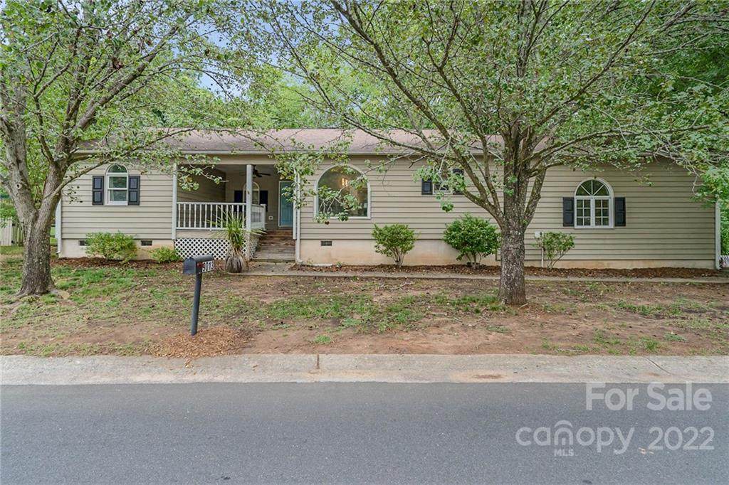 9013 Windjammer Drive - Photo 1