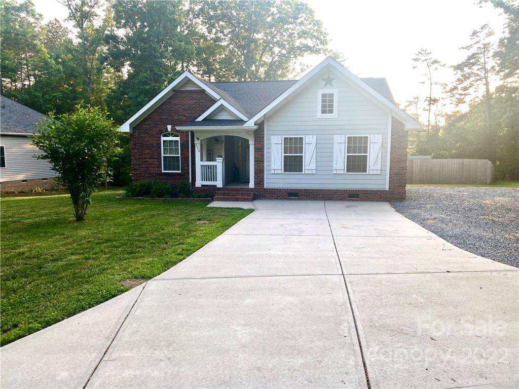 115 Kings Drive - Photo 1