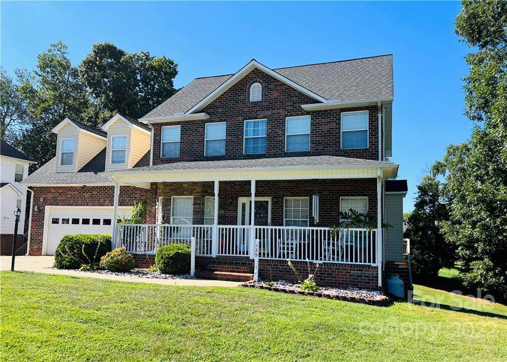 129 Mackenzie Court - Photo 1
