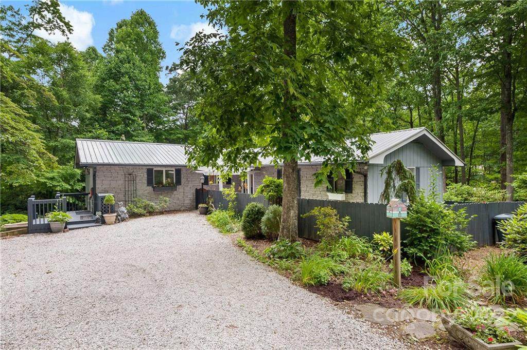 14 Spring Road - Photo 1