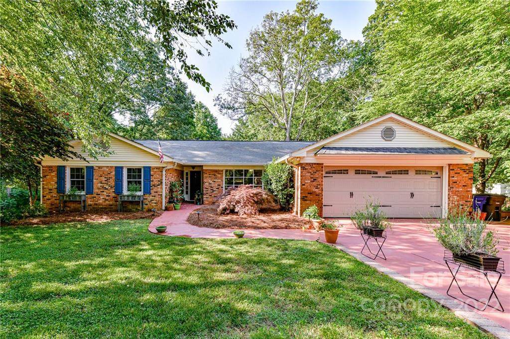 2714 Idlewood Lane - Photo 1