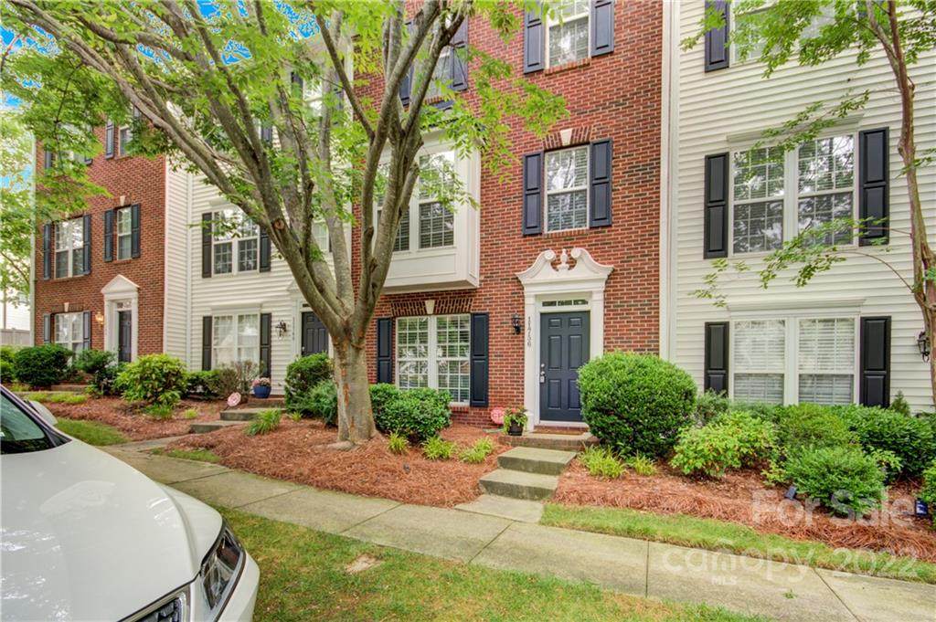 11756 Fiddlers Roof Lane - Photo 1