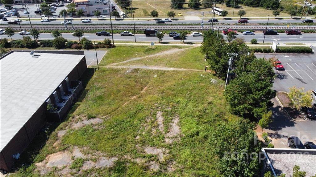 6300 Tryon Street - Photo 1