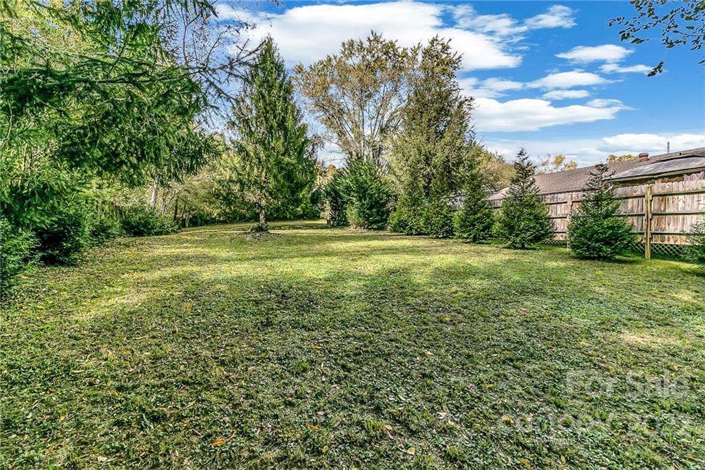 158 Aurora Drive - Photo 1