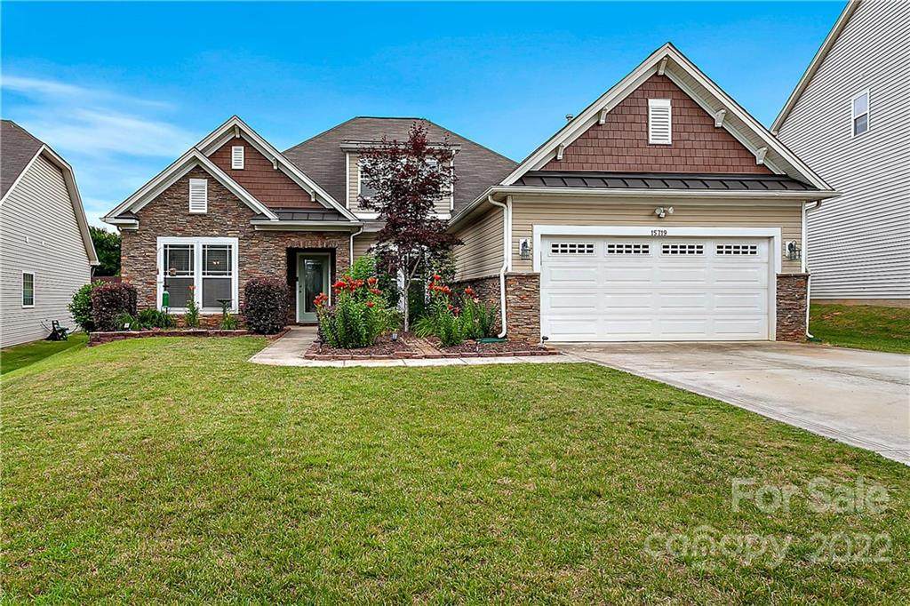 15719 Homecoming Way - Photo 1