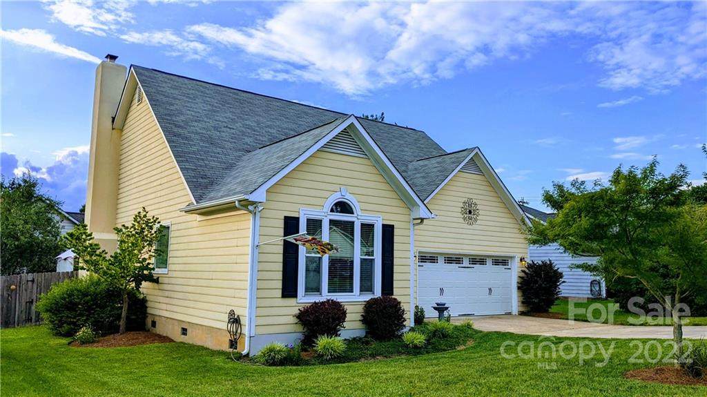 3207 Fairington Drive - Photo 1