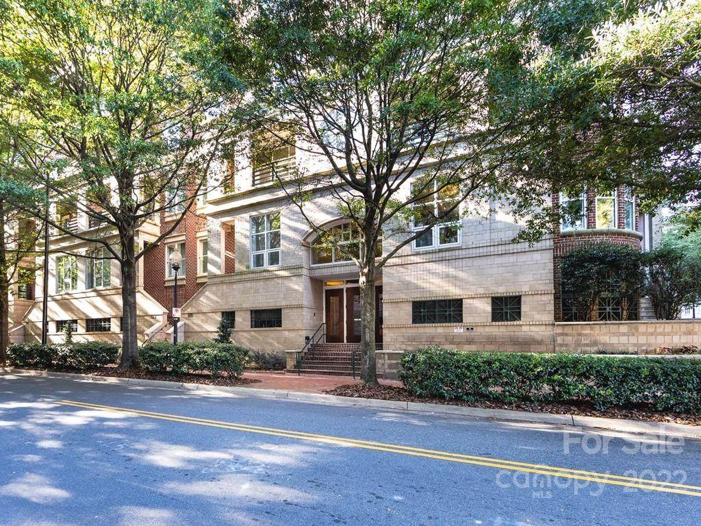 400 Church Street - Photo 1