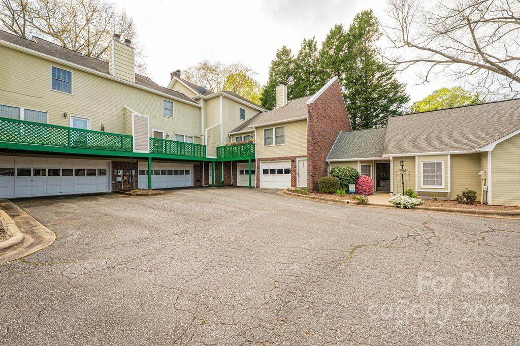 243 5th Avenue - Photo 1
