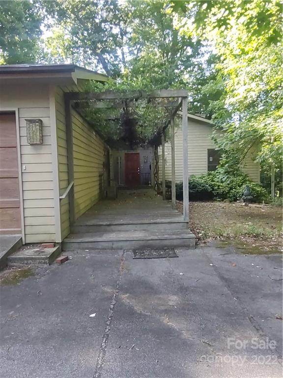 255 Walnut Street - Photo 1
