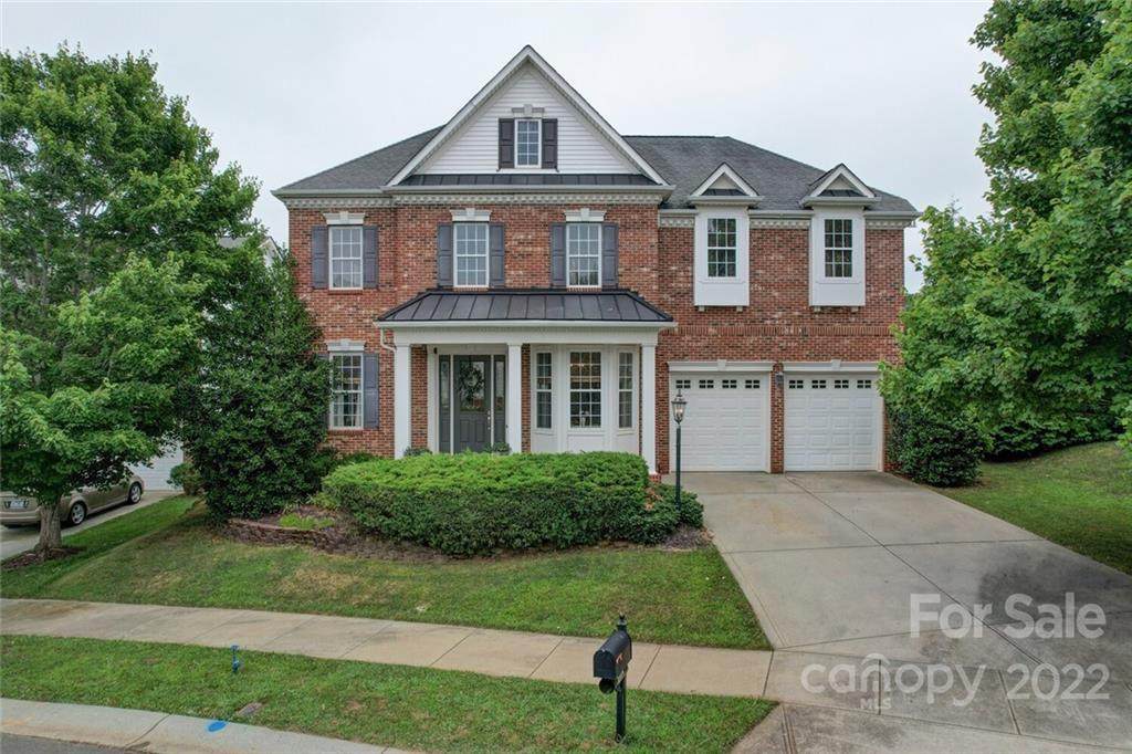 8117 Prescot Glen Parkway - Photo 1