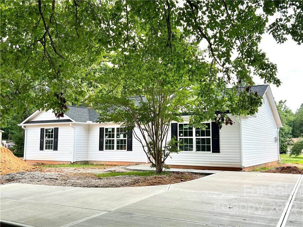 252 Potter Road - Photo 1