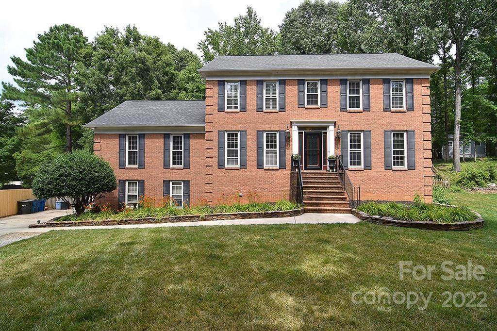 2021 Shannon Bridge Lane - Photo 1