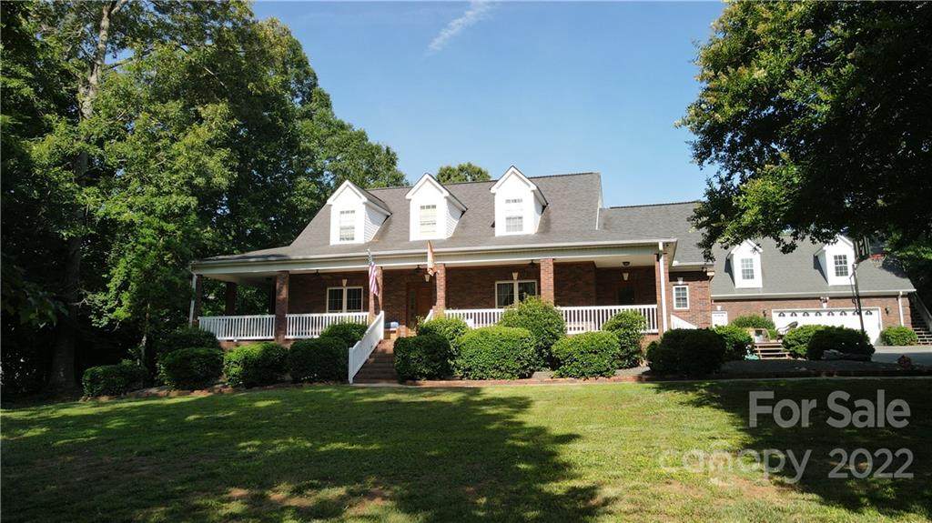8742 Hayden Way - Photo 1