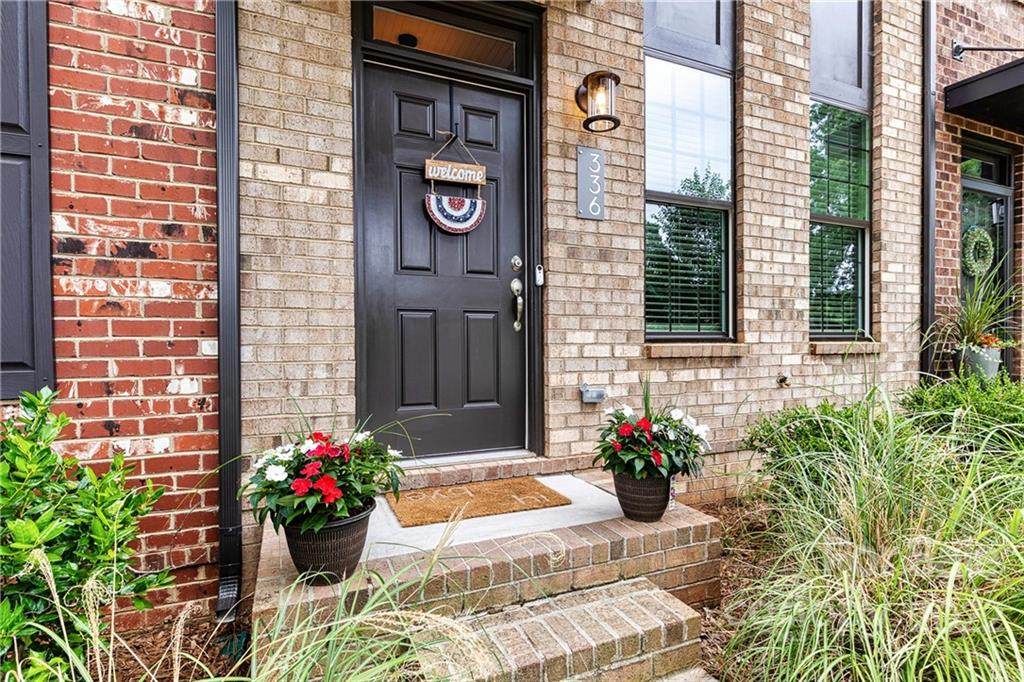 336 Linestowe Drive - Photo 1