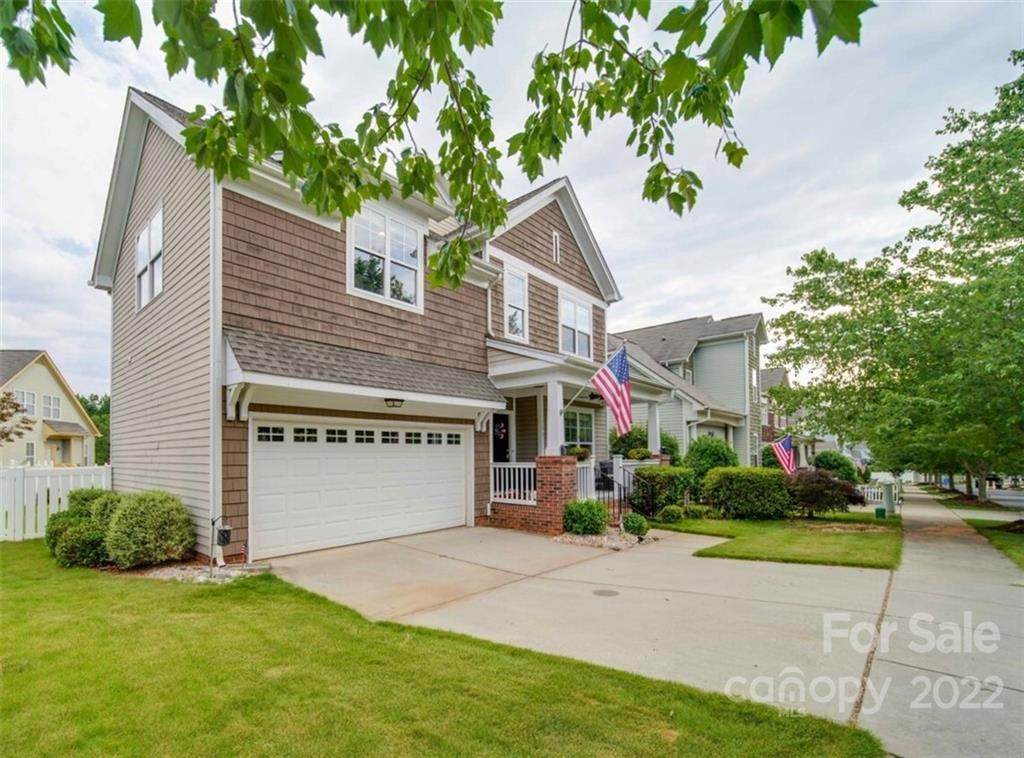 109 Fenway Avenue - Photo 1